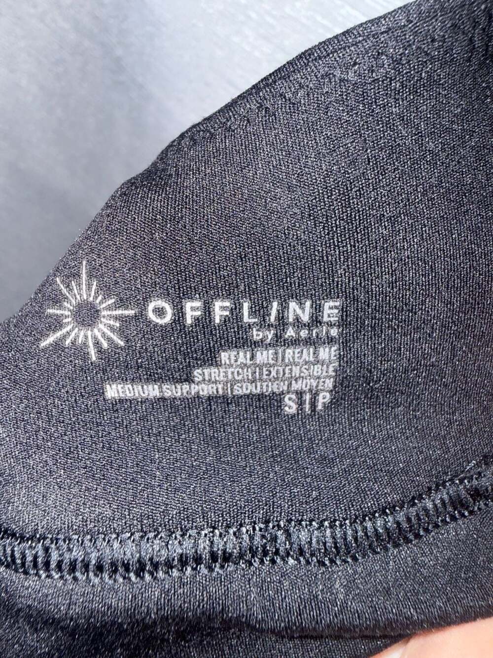 Offline by Aerie Real Me Stretch Medium Support Crossback Sports Bra Black Size - Picture 3 of 3